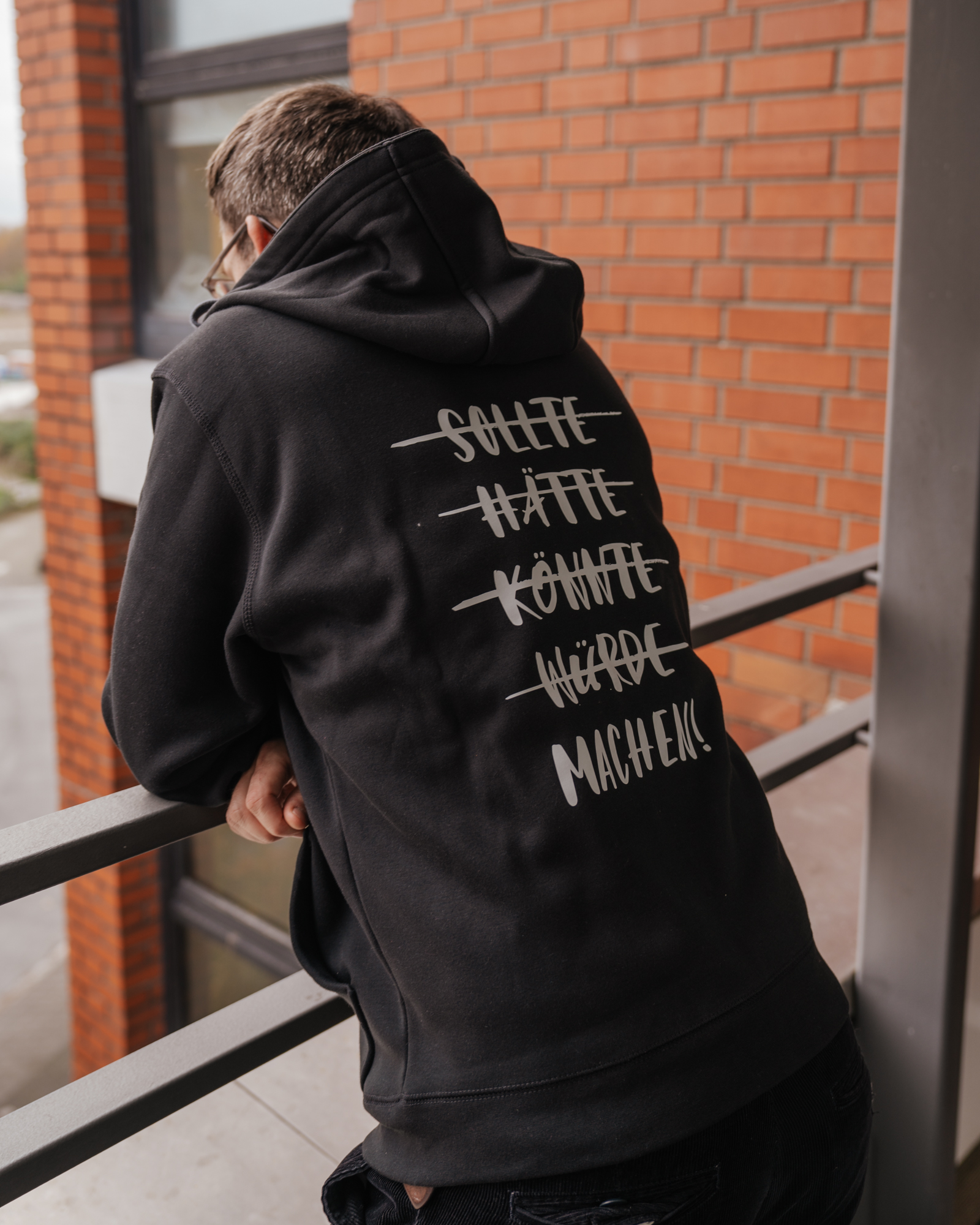 Sportlicher Power People Zip-Hoodie in Schwarz - Unisex