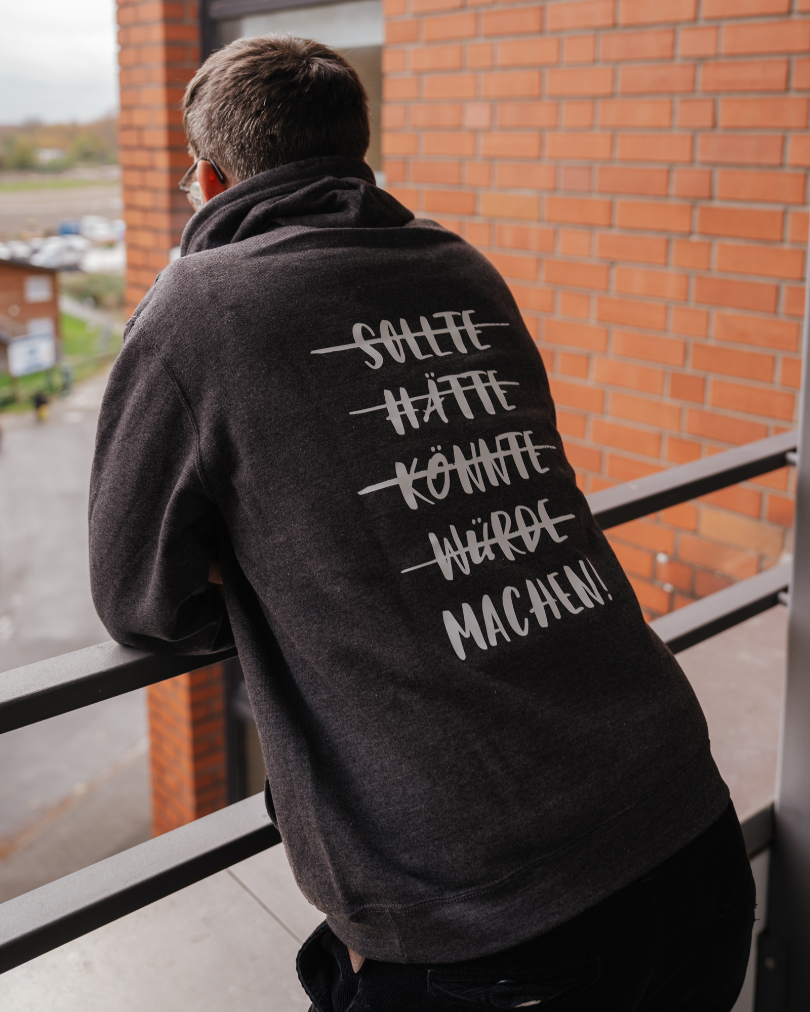 Herren Power People Hoodie grau
